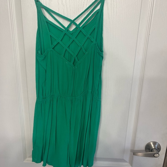 Green romper - Picture 2 of 2